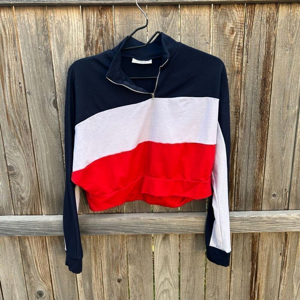 Iviore sweatshirt crop style size small
